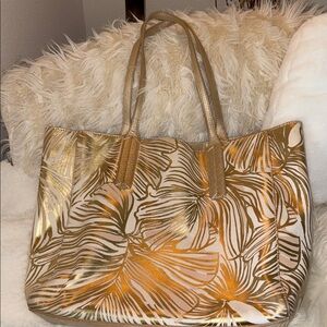 Lilly Pulitzer Gold and White Floral Tote